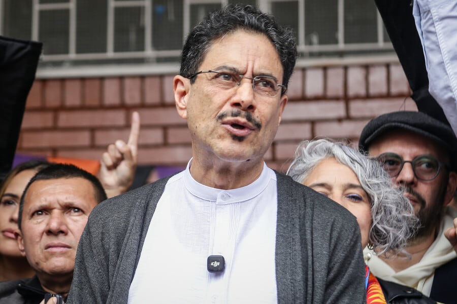 Iván Cepeda, senador del Pacto Histórico y candidato presidencial de izquierda, disputará la segunda vuelta el 21 de junio contra Abelardo de la Espriella tras obtener el 40.91 % de los votos en la primera vuelta (Crédito Catalina Olaya/Colprensa)