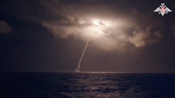 Rusia lanzó un misil Bulavá desde un submarino nuclear en el mar de Ojotsk (REUTERS/ARCHIVO)