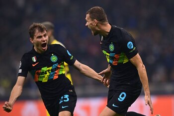 Edin Dzeko anotó el 1-0