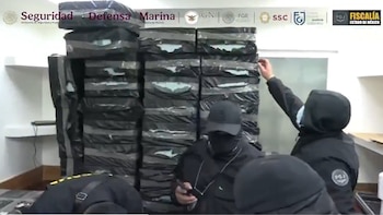 Robo millonario a bodega de medicamentos con tractocamiones deriva en cateos y detenciones en Edomex y CDMX