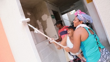 Estos son los Barrios de Paz, el proyecto estatal que pretende dialogar con capos en asentamientos en Medellín