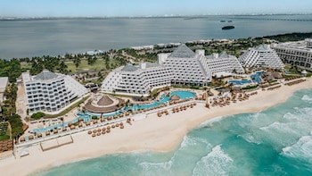 Meliá invierte 50 millones en renovar Paradisus Cancún y ya suma 1.000 millones junto a socios en 90 hoteles