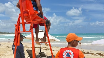 Privados de libertad se integran a las actividades de socorro durante Semana Santa en República Dominicana