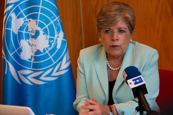 Alicia Bárcena tiene una larga