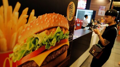 McDonald’s cambiará su política y eliminaría el relleno de bebidas gratis en Estados Unidos 