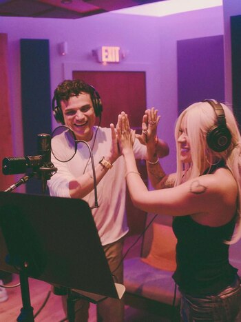 La paisa y el urumitero estuvieron en el estudio el miércoles 29 de mayo de 2024 - crédito karolg/Instagram