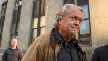Bannon admite fraude y evita