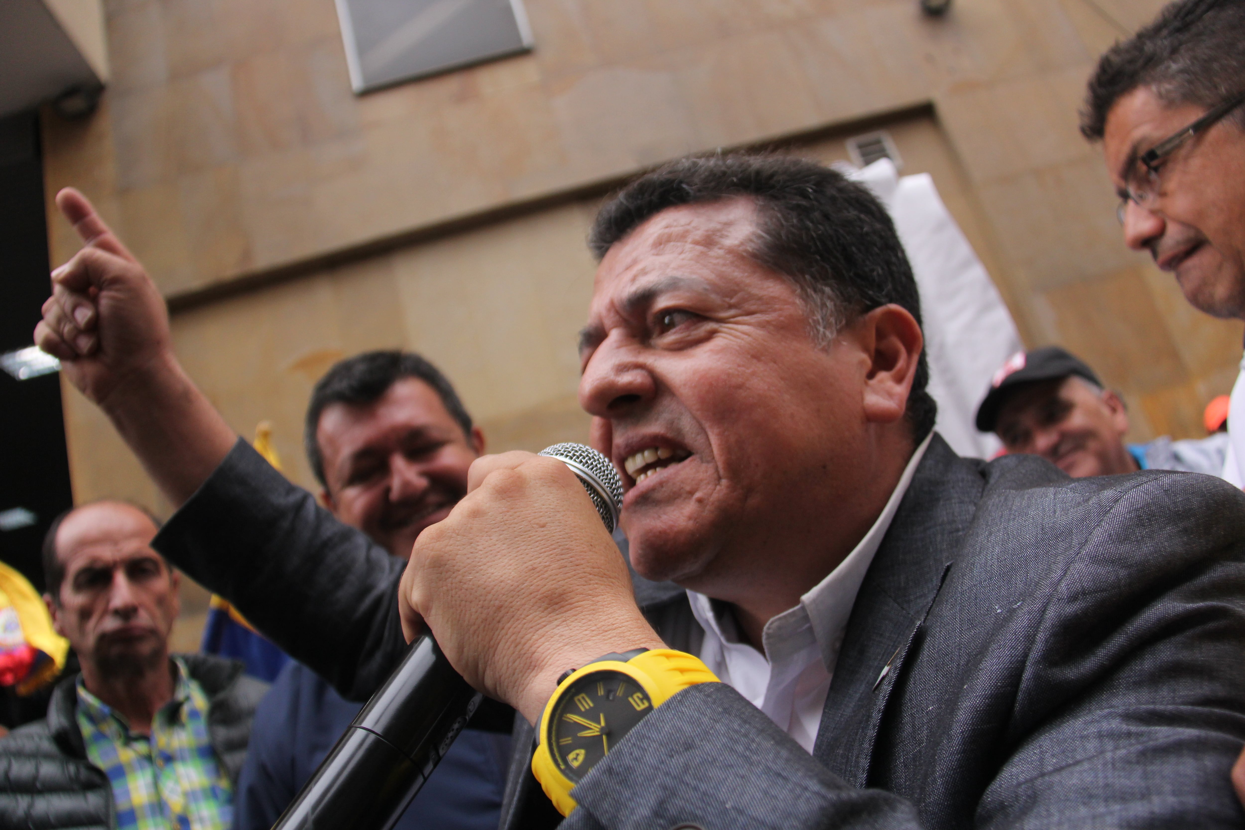 El gremio de taxistas pide descuentos graduales y sanciones para quienes hagan uso del SOAT durante accidentes de tránsito - crédito Colprensa/Alvaro Tavera