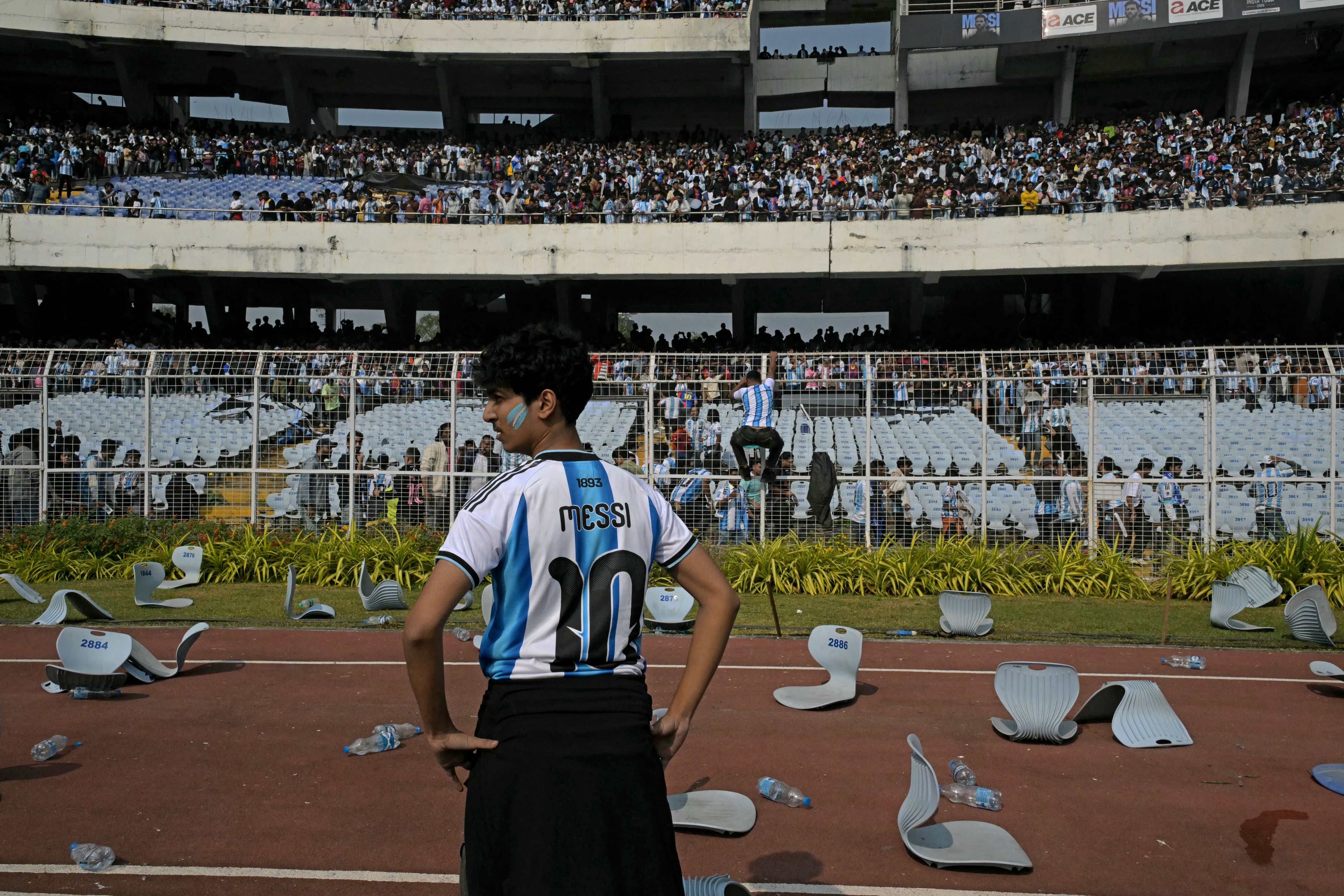 El caos que se originó en la visita de Messi a India (Photo by Dibyangshu SARKAR / AFP)