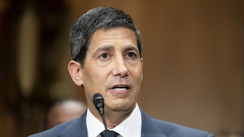 El Senado de Estados Unidos aprobó a Kevin Warsh como nuevo presidente de la Reserva Federal