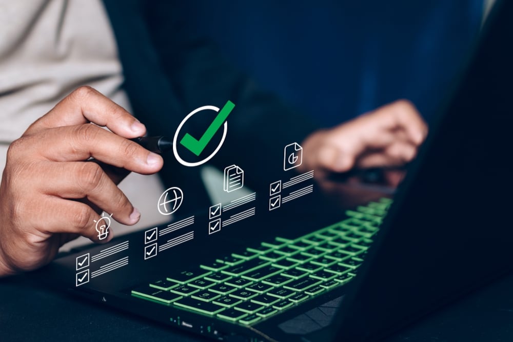 Los perfiles especializados ganan espacio en finanzas, educación, tecnología, salud, sostenibilidad, empleabilidad y negocios por su capacidad para explicar temas técnicos.