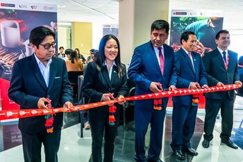 Representantes del Mincetur, Produce, Gobierno