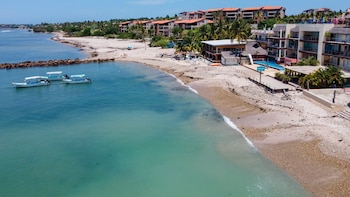 Playas en Nayarit se mantienen públicas tras protestas de defensores y habitantes