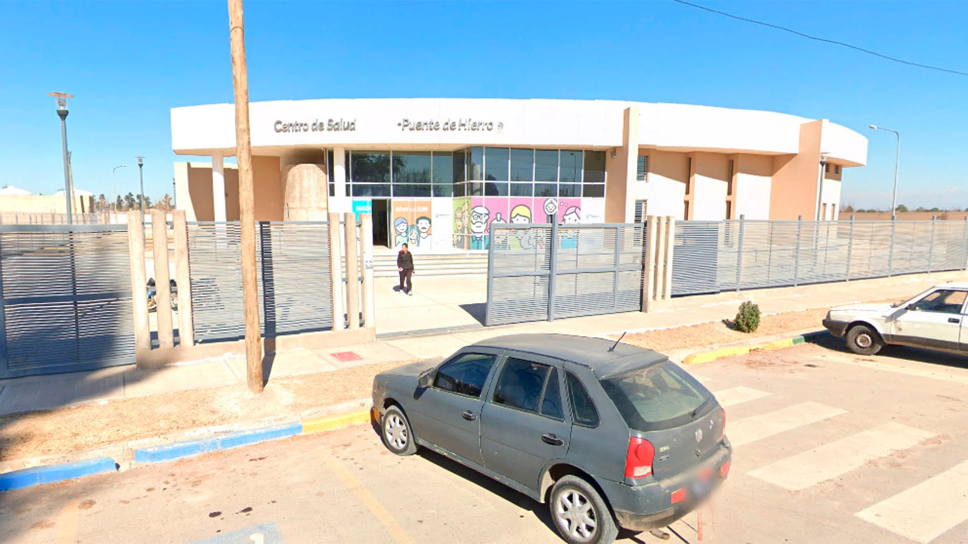 Tras el hecho, la menor fue trasladada por su madre al Micro Hospital de Puente de Hierro