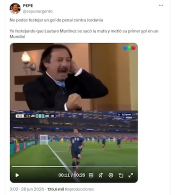 Publicación de Twitter con meme. Hombre con bigote en traje oscuro y gesto de celebración. Futbolista de Argentina con número 10 en un campo de juego