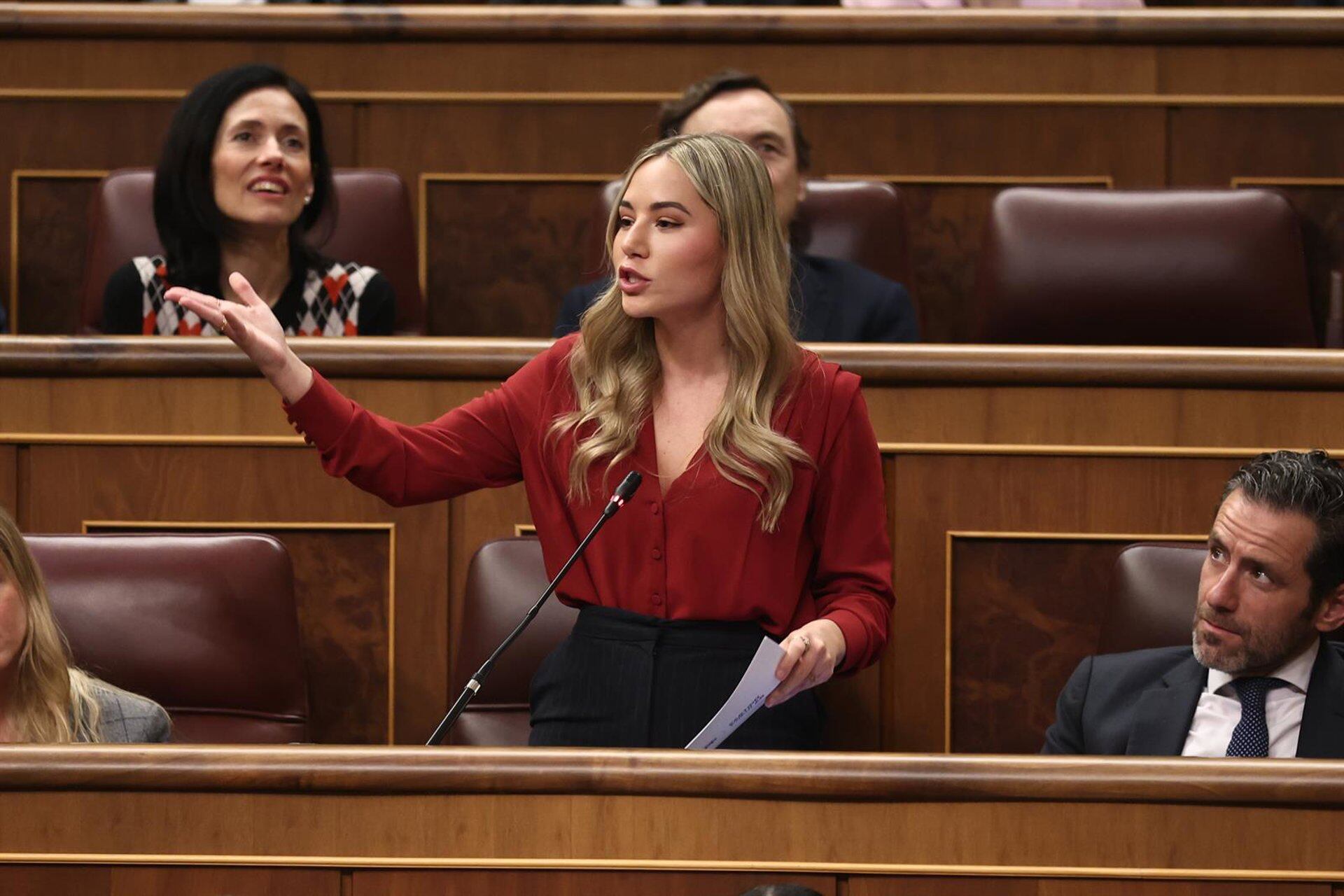 19/02/2025 La diputada del PP, Noelia Núñez, durante un pleno en el Congreso de los Diputados, a 19 de febrero de 2025, en Madrid (España). La vicepresidenta primera y ministra de Hacienda, María Jesús Montero, protagoniza el Pleno del Congreso tras el choque con el Ministerio de Trabajo, por la tributación del salario mínimo interprofesional (SMI). La dirigente socialista, que hace una semana fue baja de última hora por una baja médica, tendrá que hacer frente ahora a las preguntas pendientes y las nuevas presentadas de PP, Vox, Junts y Podemos sobre la política fiscal del Ejecutivo.
POLITICA
Eduardo Parra - Europa Press