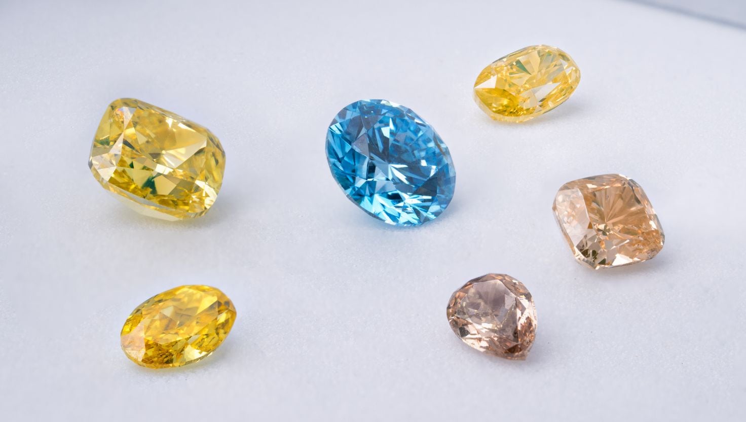 Un hombre robo un botín de joyas en un centro comercial de Marbella y se da a la fuga (Imagen ilustrativa Infobae)