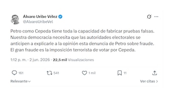 Álvaro Uribe Vélez reaccionó a mensaje de Gustavo Petro