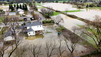 Lluvias fuertes causaron inundaciones y