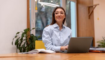 Hay puestos para ejercer el