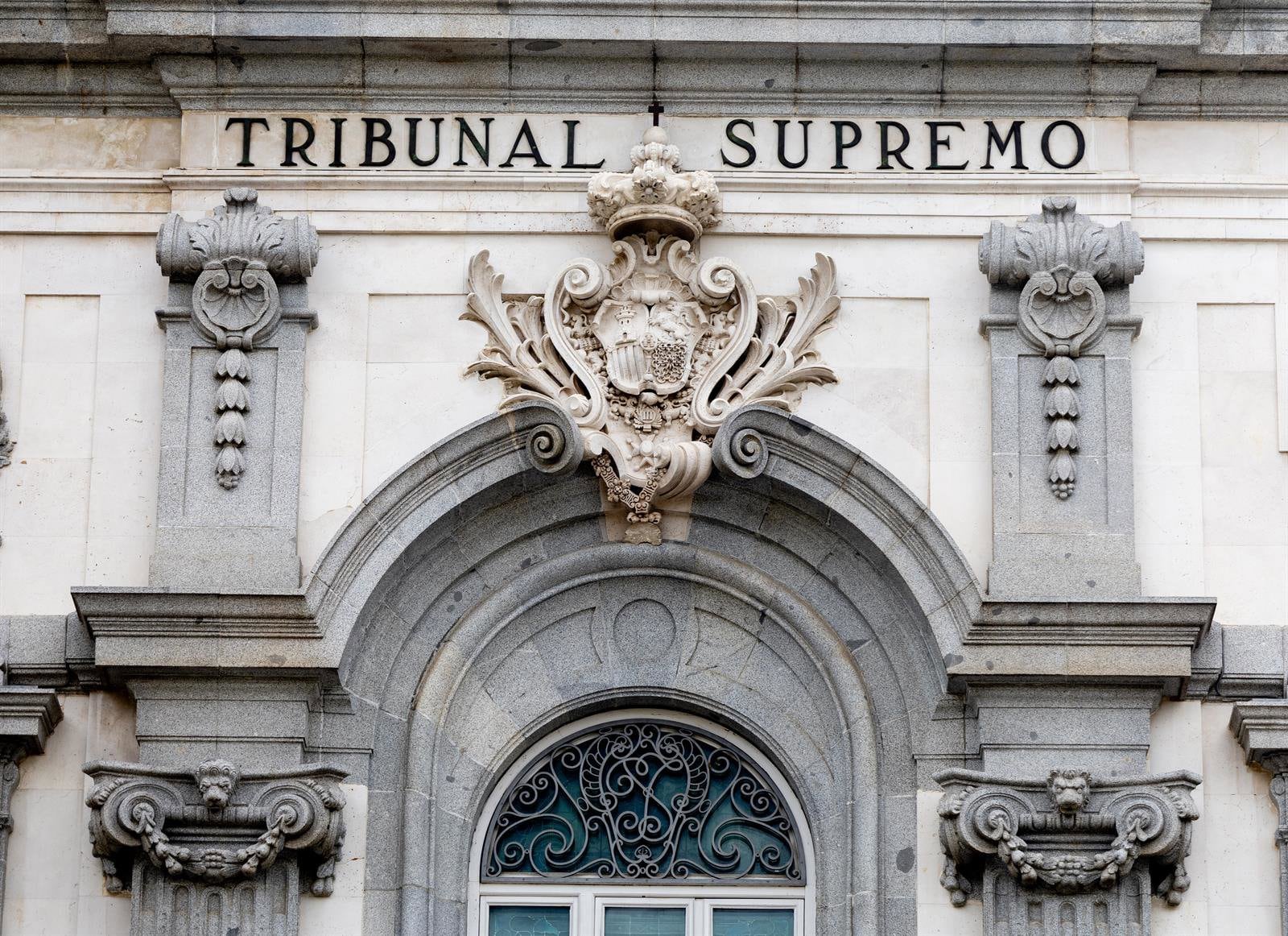 TS da 5 días al Gobierno para darle la lista de afectados sin voto por suspender la ley de nietos y avisa de multa