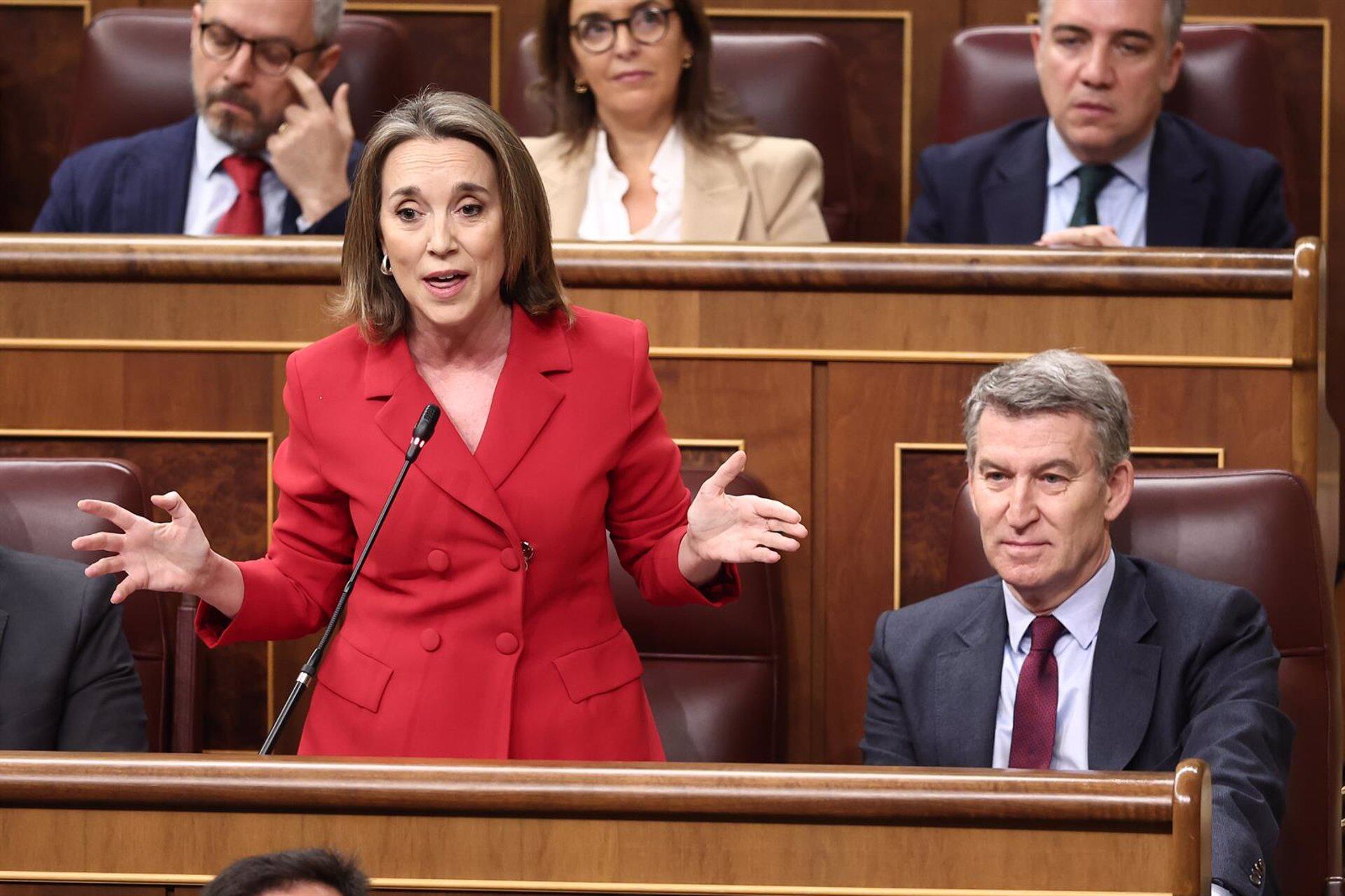 La secretaria general del PP, Cuca Gamarra, interviene. (Europa Press)