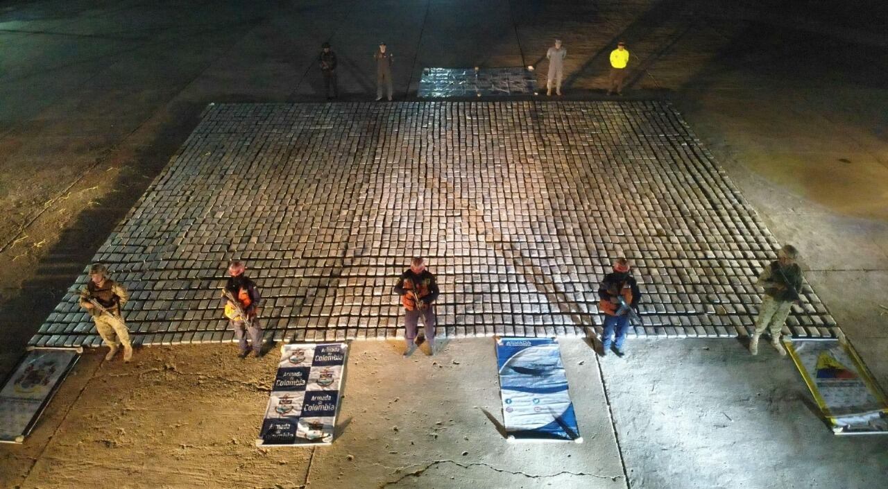 Fuerzas Militares incautaron más de tres toneladas de cocaína en la Alta Guajira - crédito prensa Armada de Colombia