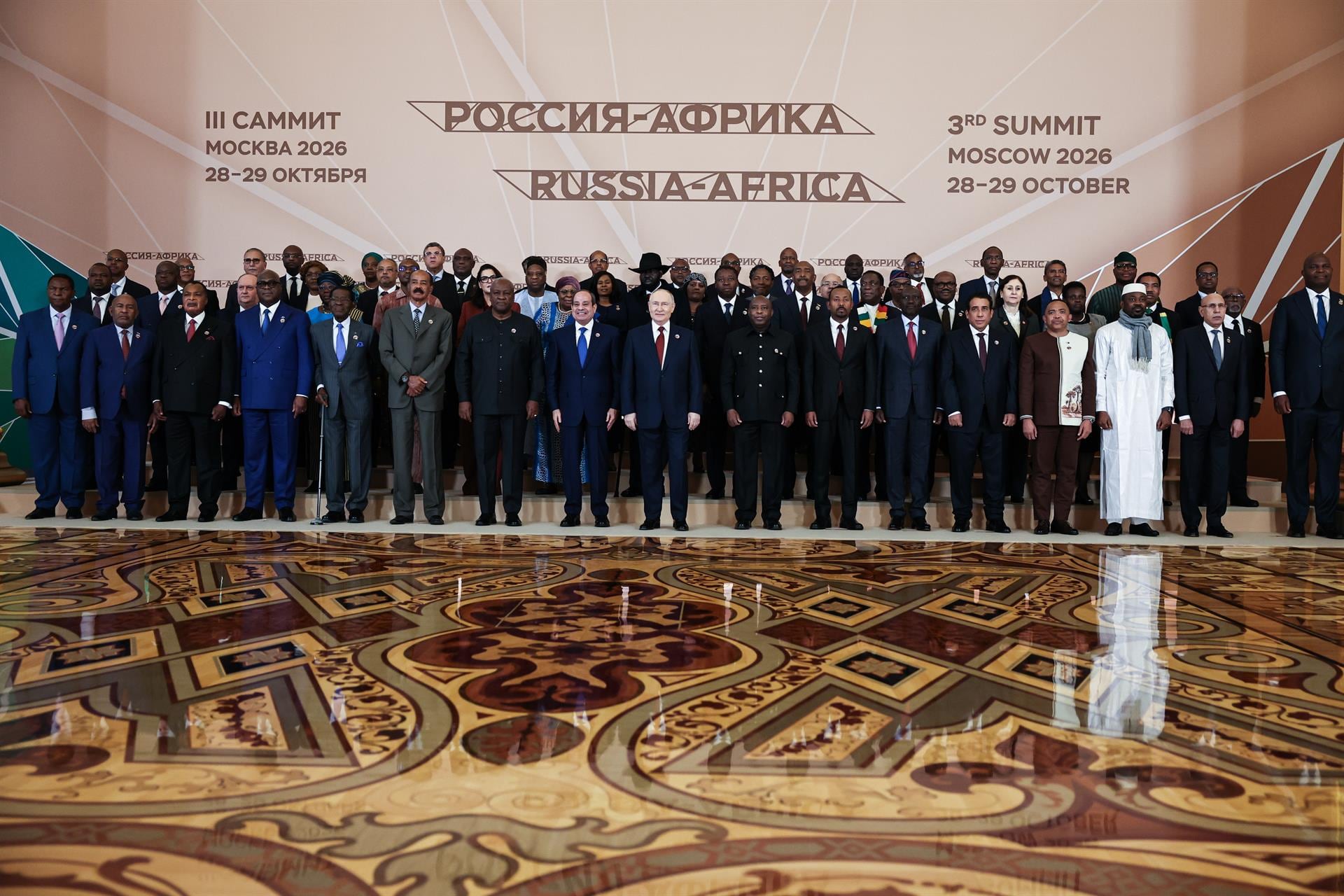 Rusia y sus aliados africanos acuerdan reforzar la cooperación en energía nuclear y fertilizantes