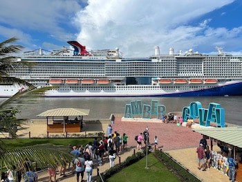 Puerto Plata, con Amber Cove y Taíno Bay, concentrará 30 de los 32 arribos de cruceros programados este mes según la Autoridad Portuaria Dominicana. (Cortesía: Autoridad Portuaria Dominicana)