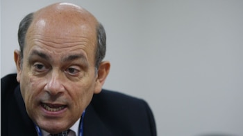 Hugo de Zela continúa como