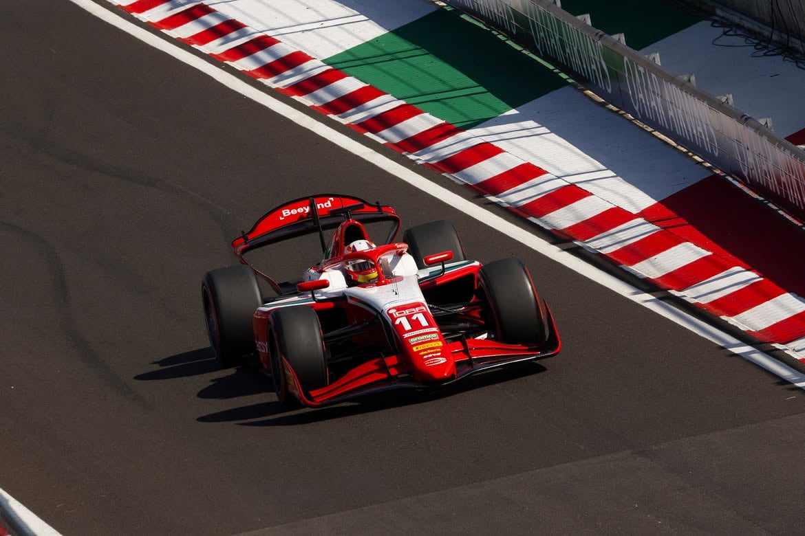 Sebastián Montoya desperdició la pole y se quedó sin premio en la sprint de Hungría