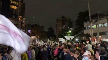 Diferentes simpatizantes en las inmediaciones