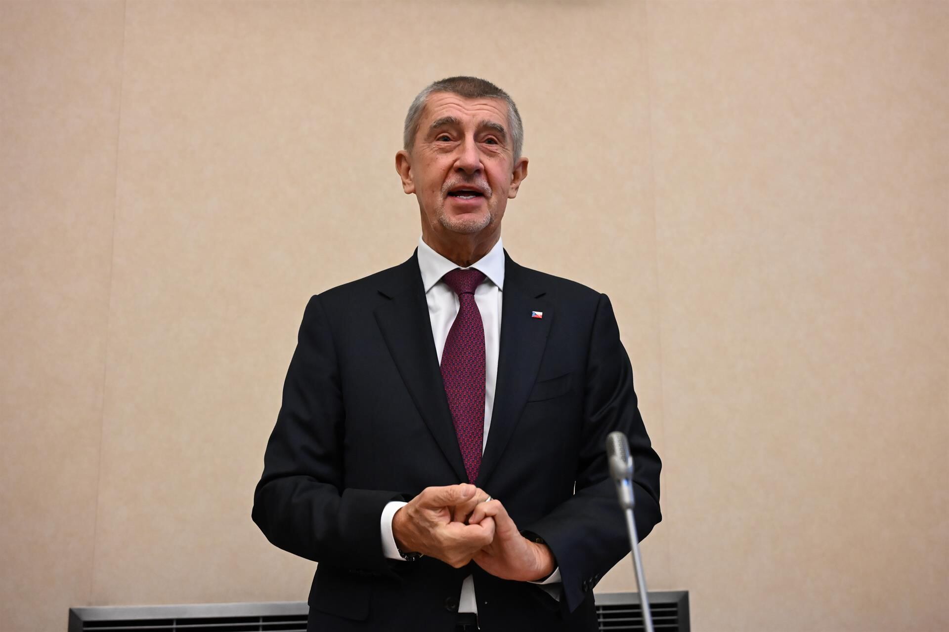 Андрей Бабиш сравнил закат Евросоюза с падением Рима