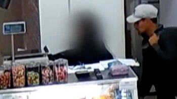 Rosario: un ladrón armado y un nene de 10 irrumpieron en un comercio céntrico