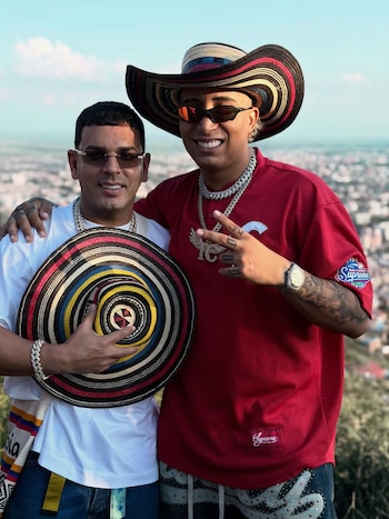 Mr. Stiven acompañó a Tito