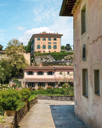 El hotel está conformado por