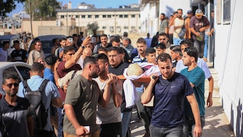 Aumentan a más de mil palestinos muertos por ataques de Israel contra Gaza desde el alto el fuego