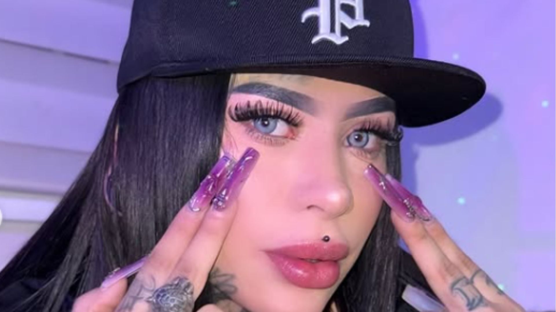 La madre de Baby Demoni denunció antecedentes de maltrato físico y psicológico durante la relación de la joven con su expareja - crédito @baby_demoni_/IG