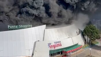 Incendio en el Punta Shopping: