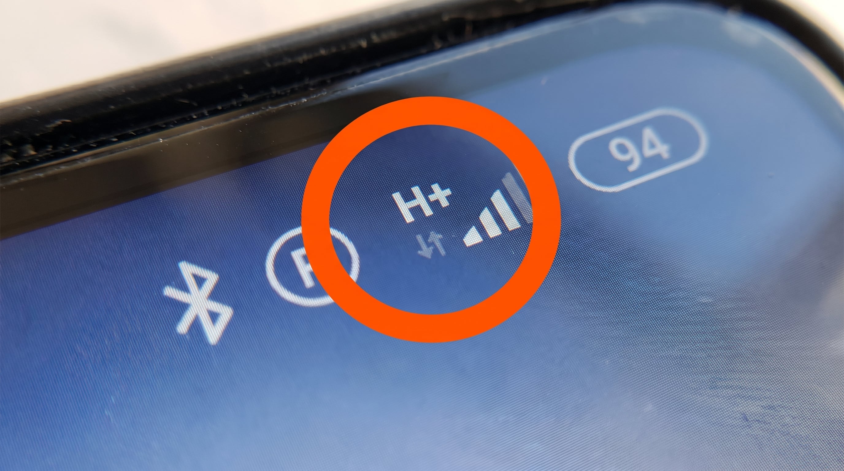 Cuál es el significado del símbolo H+ que aparece en tu celular