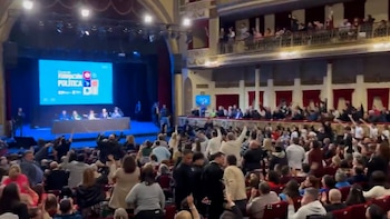 Tensión en un acto de Kicillof: le pidieron por la libertad de CFK y un sector contestó con “Axel presidente”