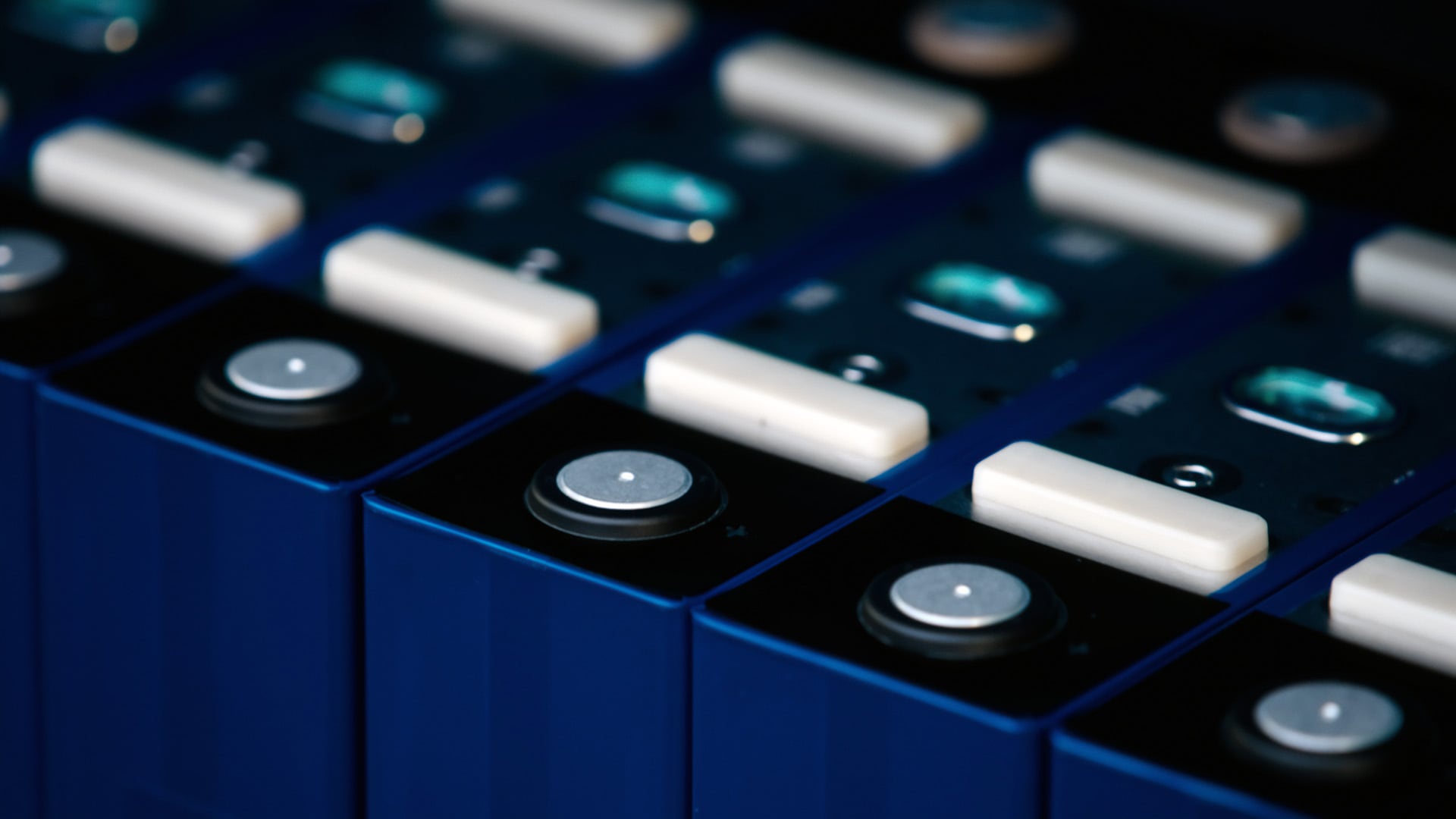 La nueva plataforma UEV de Ford para vehículos 100% eléctricos permitirá a la compañía competir y ganar contra la industria automotriz china, según Jim Farley. (Ford Motor Company)