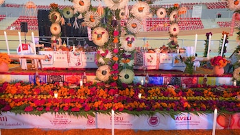 La ofrenda en el Velódromo