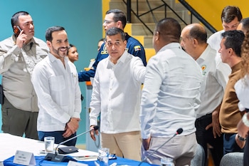 Abelardo de la Espriella lideró un Consejo de Seguridad en Cartagena: se comprometió a traer orden al departamento de Bolívar - crédito Prensa Alcaldía de Cartagena