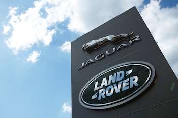 Jaguar Land Rover implementa una