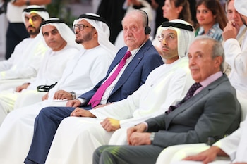 El rey Juan Carlos presenta en Abu Dabi la traducción al árabe de sus memorias (EFE)