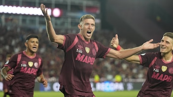 Tras ganar la Recopa, Lanús