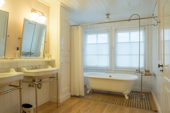 Uno de los baños de