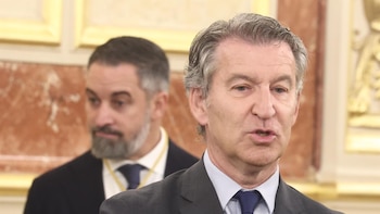 Feijóo no cierra la puerta a un gobierno de coalición con Vox y enumera sus "líneas rojas" si tienen que pactar
