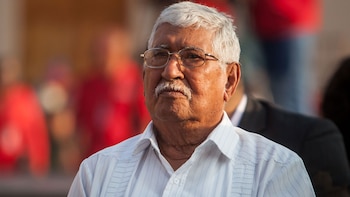 Murió el padre de Hugo